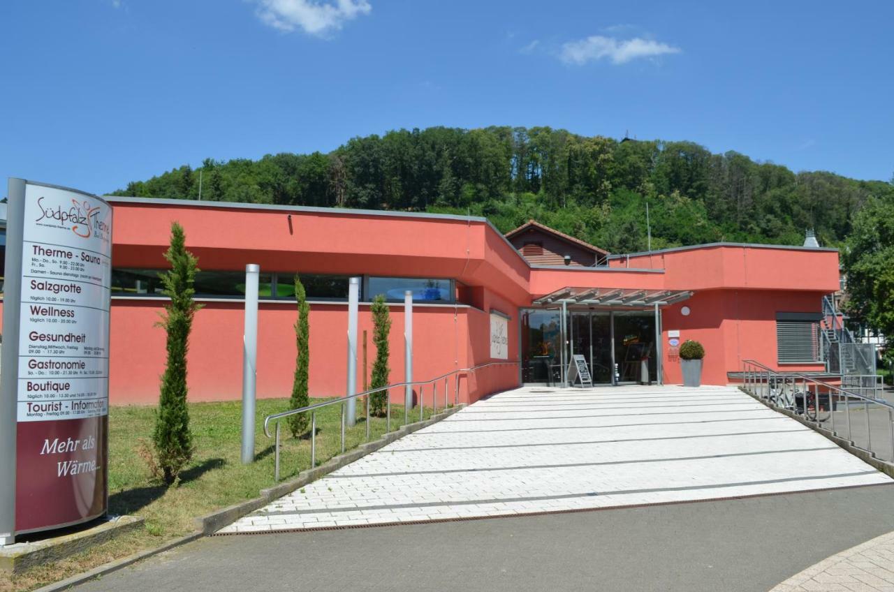 Ferienwohnung Berger Kurparkresidenz Bad Bergzabern Buitenkant foto